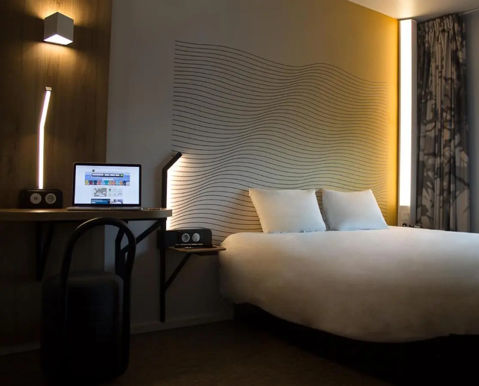B&B HOTEL Lille Centre Grand Palais