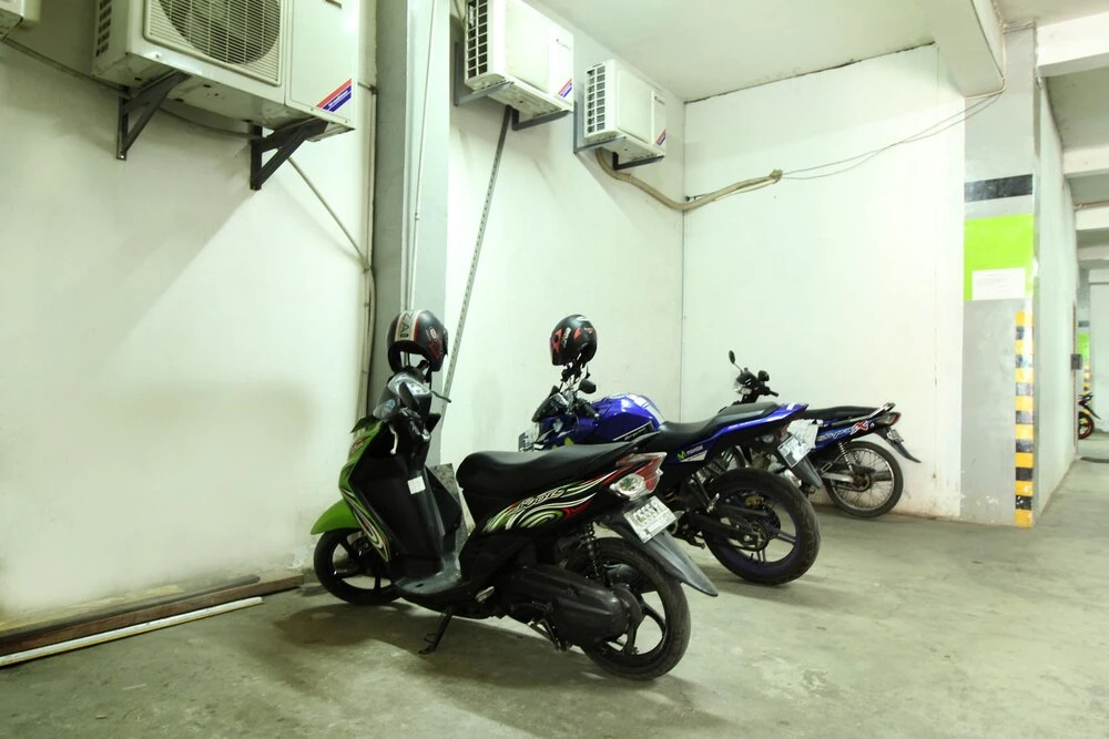 Airy Pelabuhan Makassar Lembeh 68 Makassar