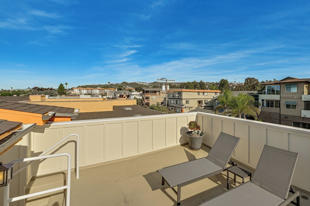 1 Mi to Beach! San Clemente Gem w/ Rooftop Patios