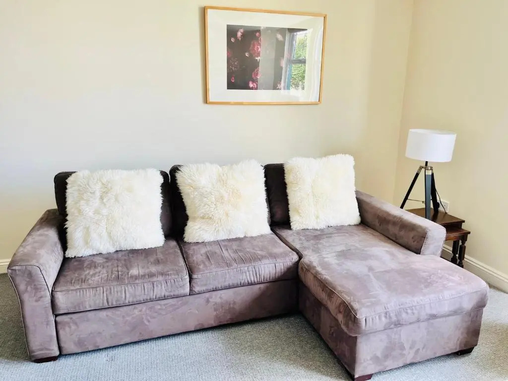 Ilkley Apartment with Parking