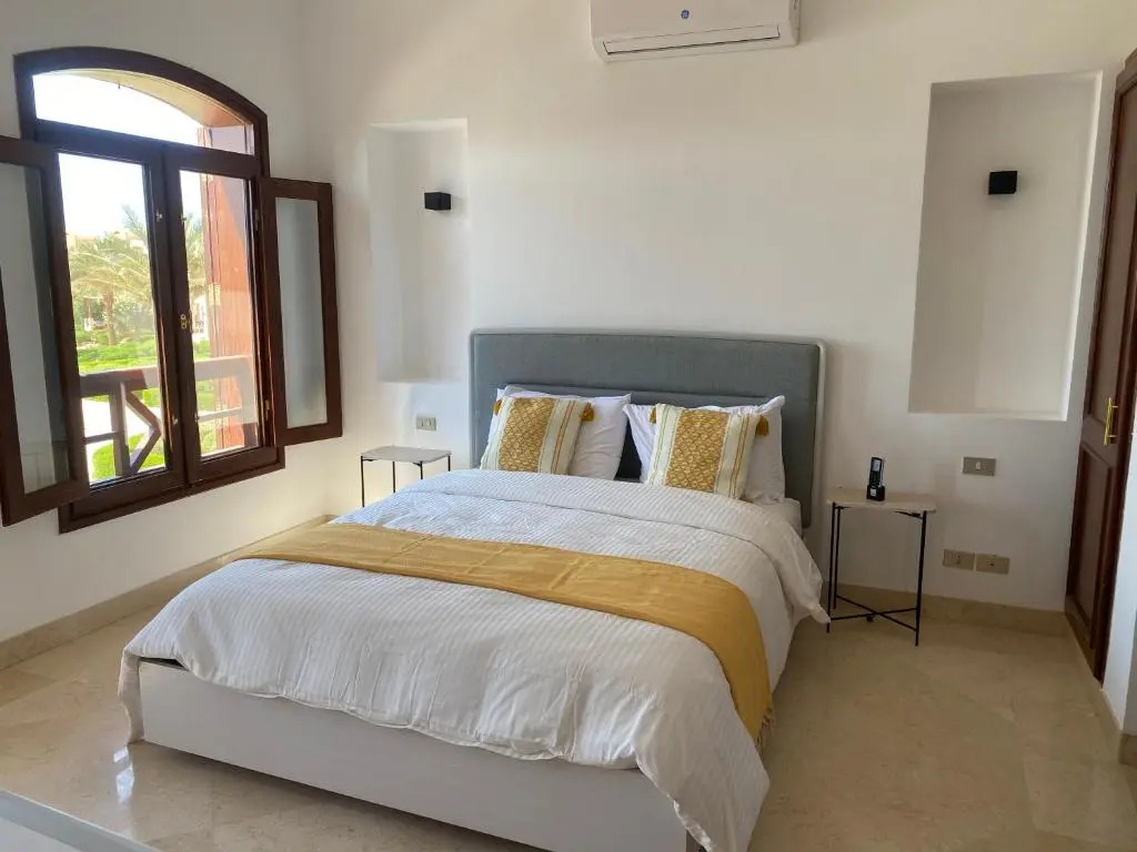 Sabina 2br Penthouse