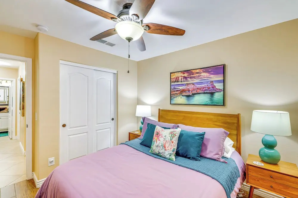 2 Mi to Westworld: Scottsdale Home w/ Heated Pool