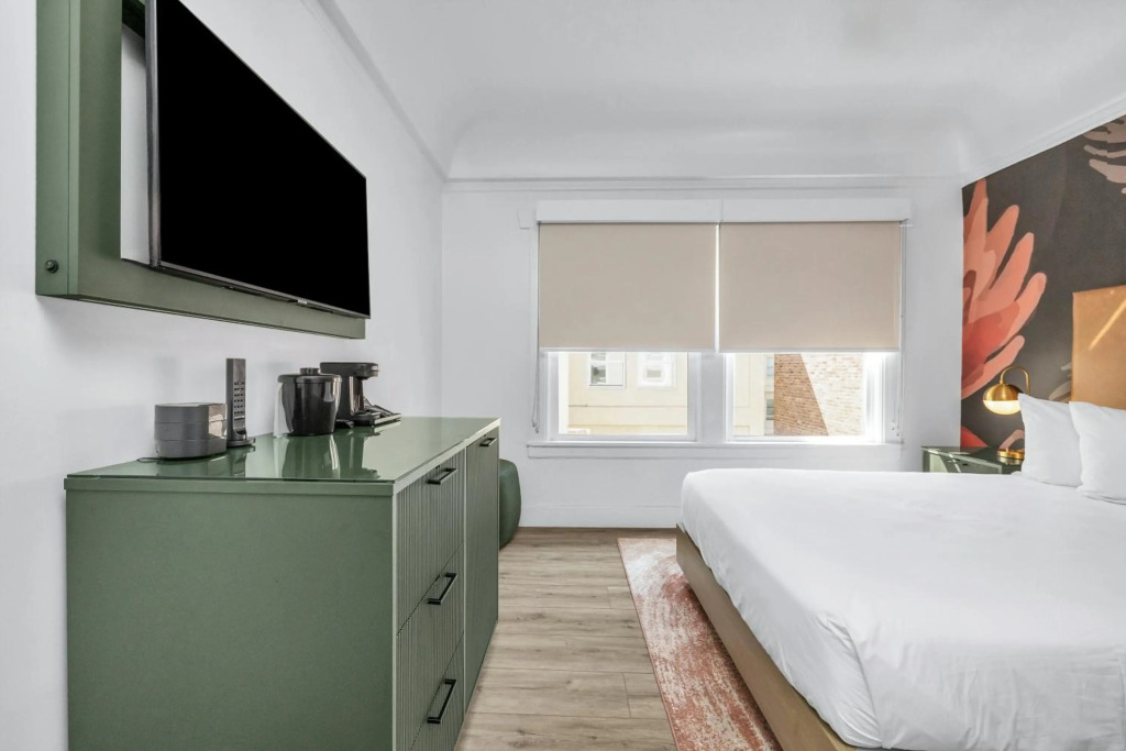 Nob Hill Hotel