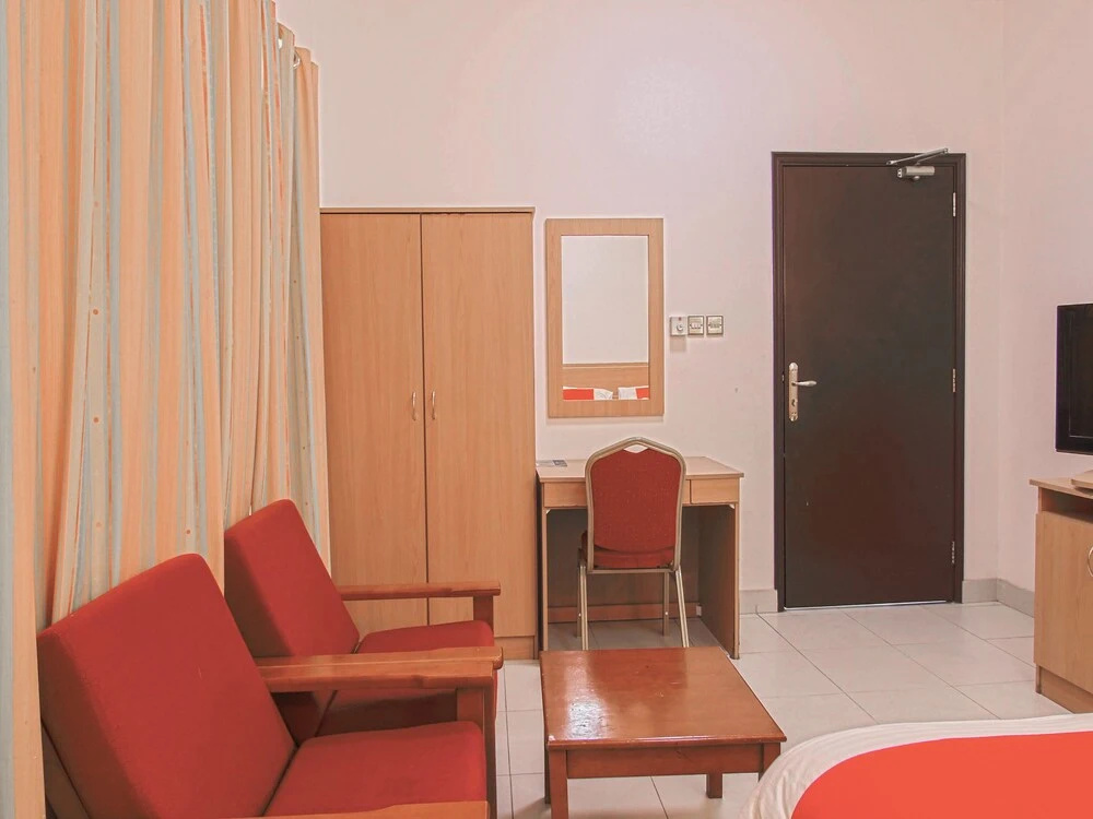 OYO 131 Salalah Hotel