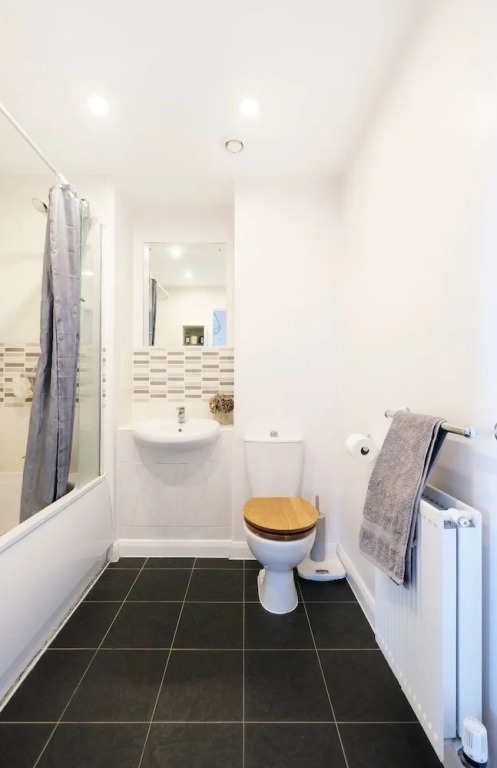 A Charming and Luxurious 2BR Flat on Walthamstow