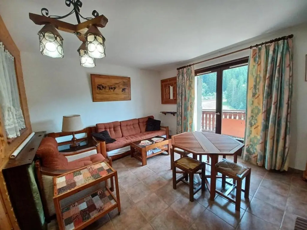 Appartement Le Biot, 2 pièces, 4 personnes - FR-1-573-107