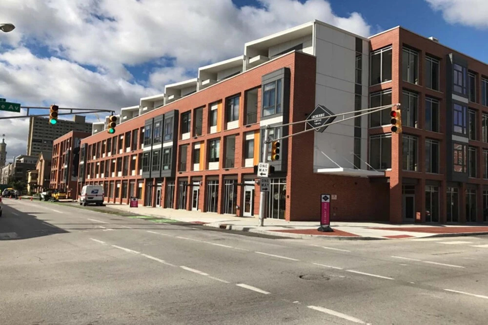 FRONTDESK District at 6th Des Moines