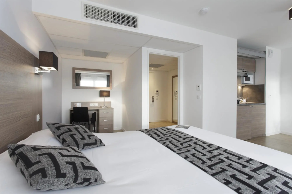 Aparthotel Adagio Access Massy Palaiseau