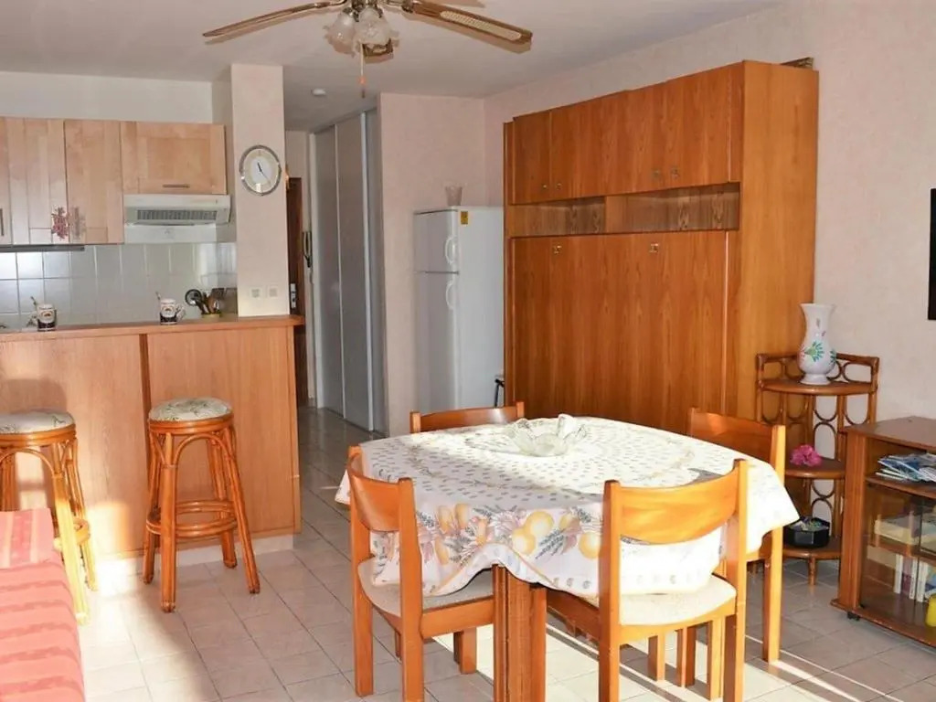 Appartement Le Lavandou, 1 pièce, 4 personnes - FR-1-251-202