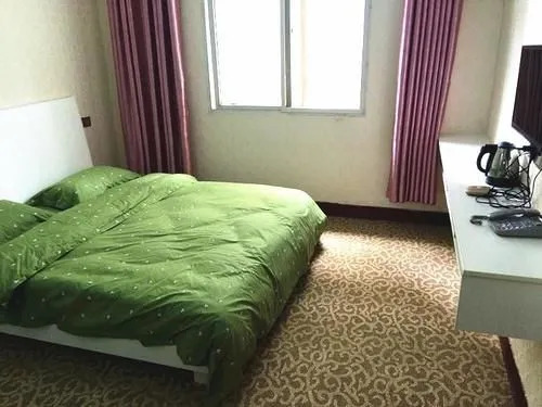 Wuhan fayuan home hotel