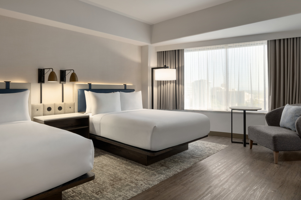 Crowne Plaza Seattle - No Resort Fee - Newly Renovated IHG Hotel