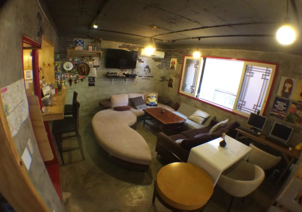 Mr.Comma Guesthouse - Hostel