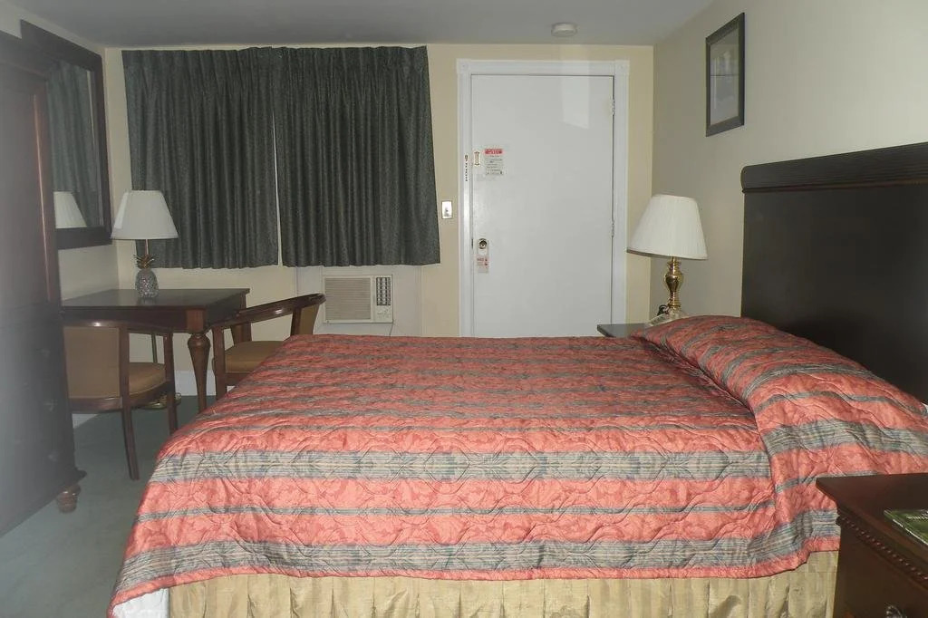 Yankee Clipper Inn, SureStay Collection by Best Western