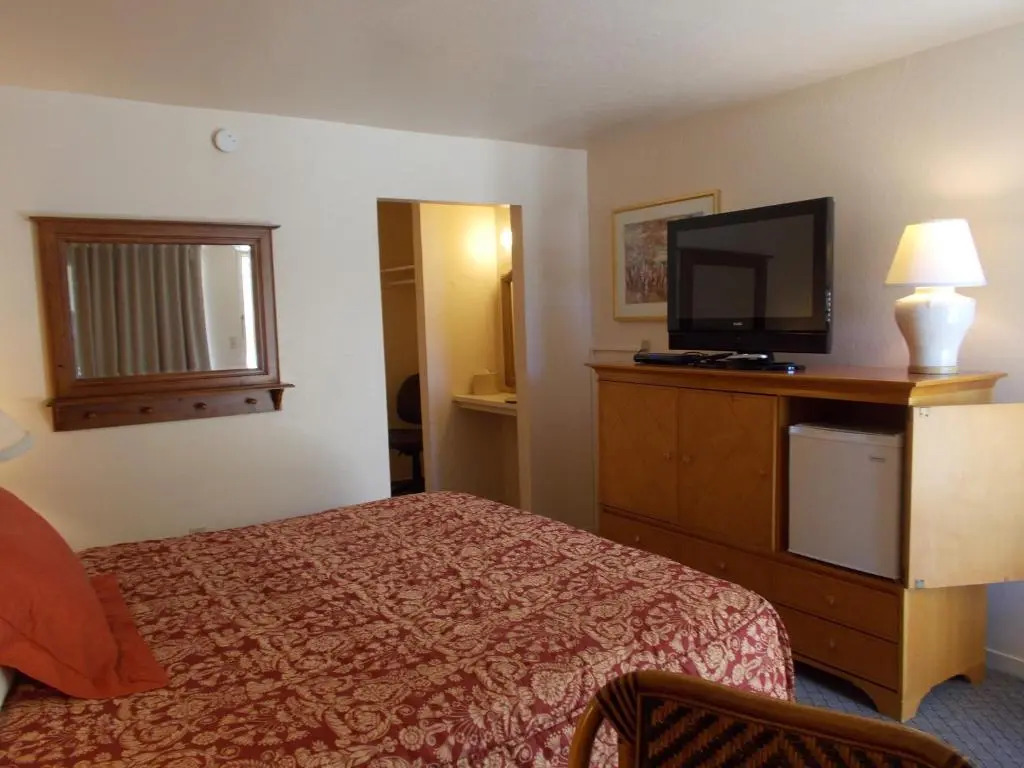 Colusa Riverside Inn