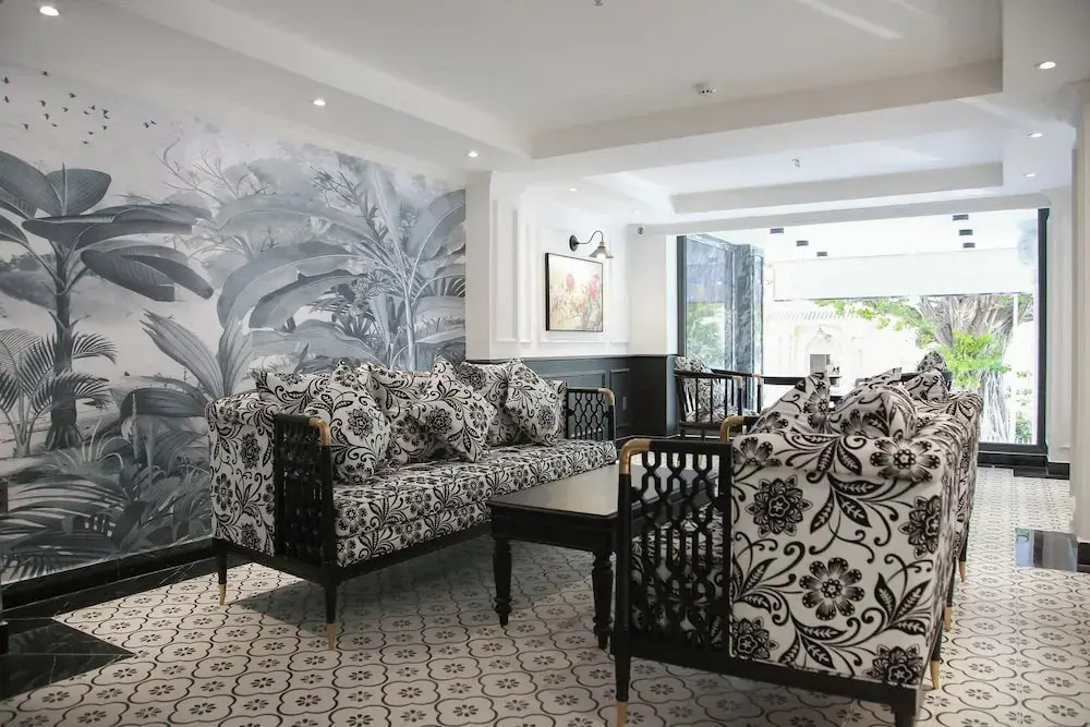 CityHouse- El Pino Realm at Metro Ben Thanh Market