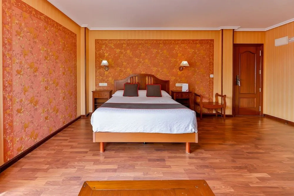 Hotel Puerto de Candás
