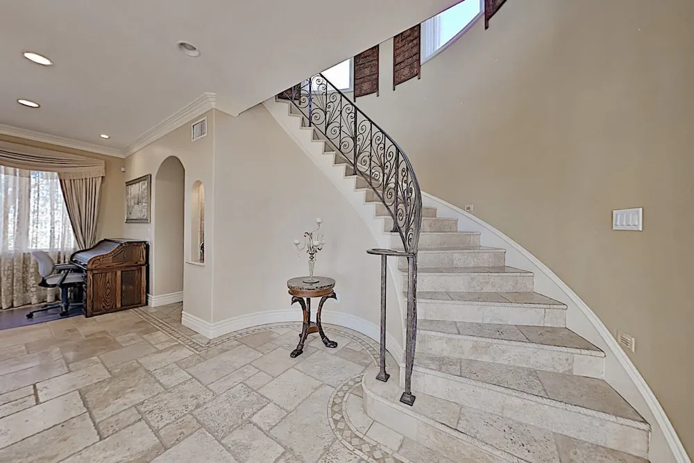 Ocean-View Villa W/ Home Gym, Heated Pool & SPA Home