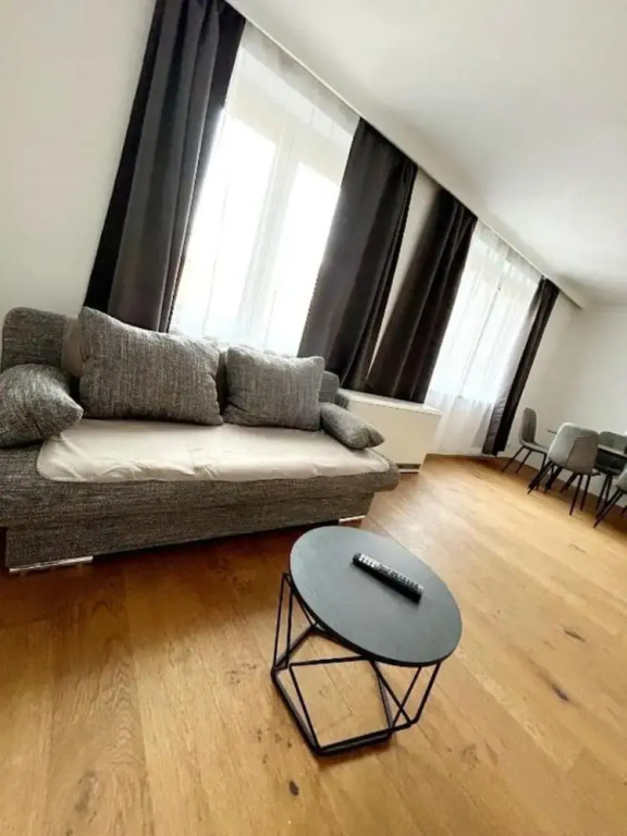 2 rooms apartment near Schönbrunn palace