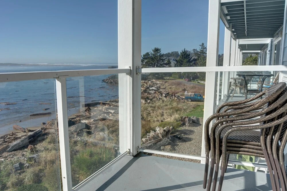 Waters Edge 308