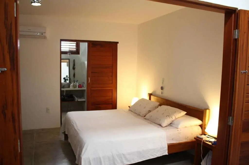 Tropical House - Villa com piscina perto do mar