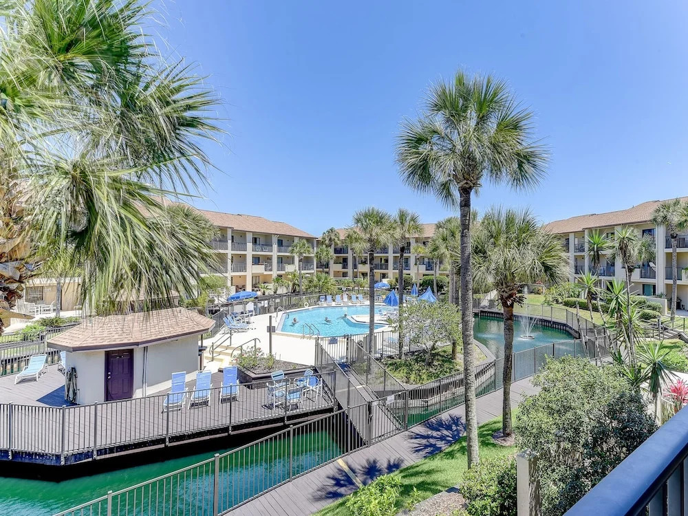 Ocean Villas 1 3 Bedrooms 2 Bathrooms Condo