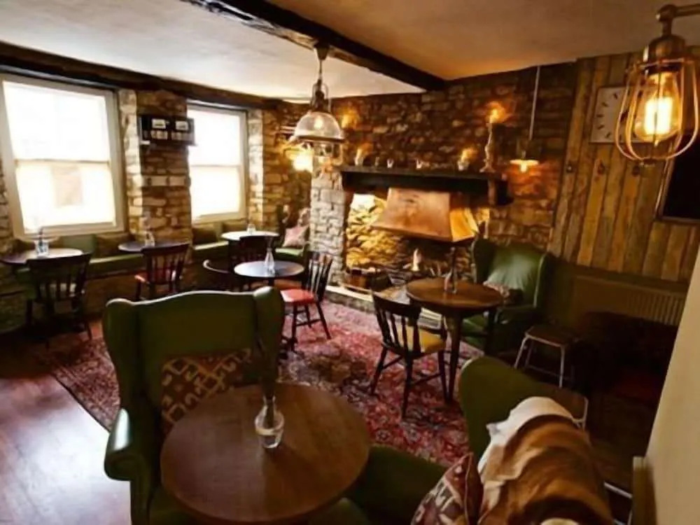 Woodstock Arms