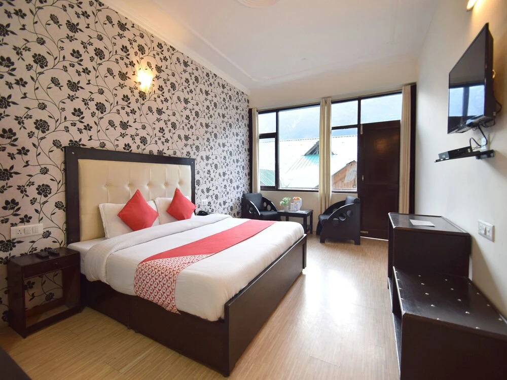 OYO 10186 Hotel Asia Holidays