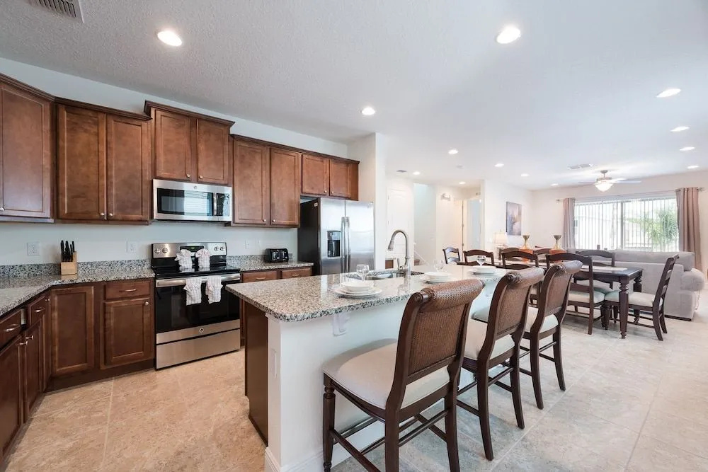 Superior 8 Bedrooms Villa with Pool Disney
