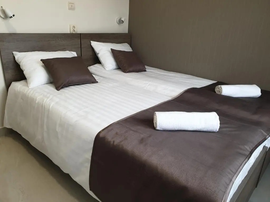 Familia Panzió & Apartmanház Győr