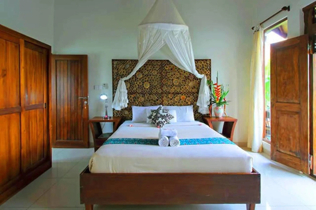 Gusde House Villas