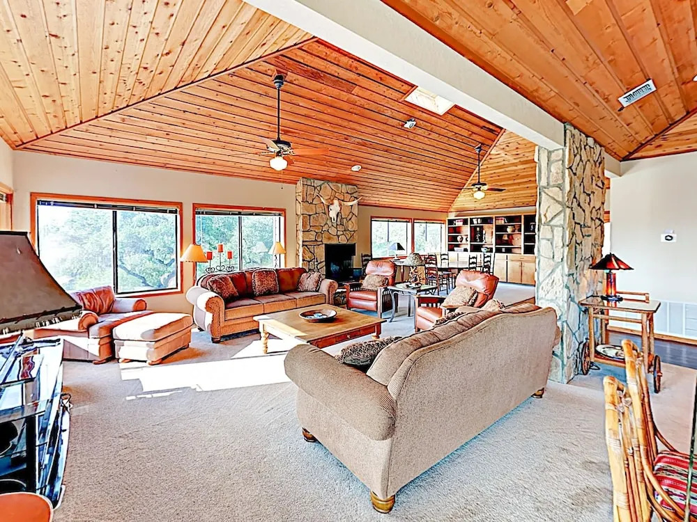 509 Spicewood - 4 Br Home