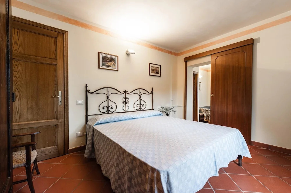 Apartment With 2 Bedrooms in Mencarini, With Shared Pool, Furnished Garden and Wifi Near the Beach