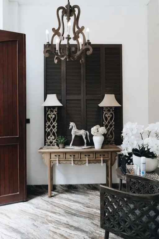 Villa Muzo with Private Pool By Orivista in Seminyak