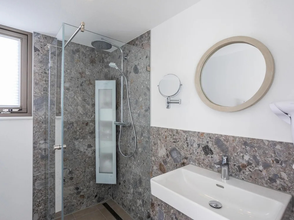 Beautiful Villa With Lots of Comfort, Near North Sea Beach