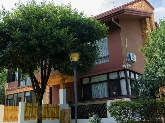 Tangshe Hot Spring Villa Homestay