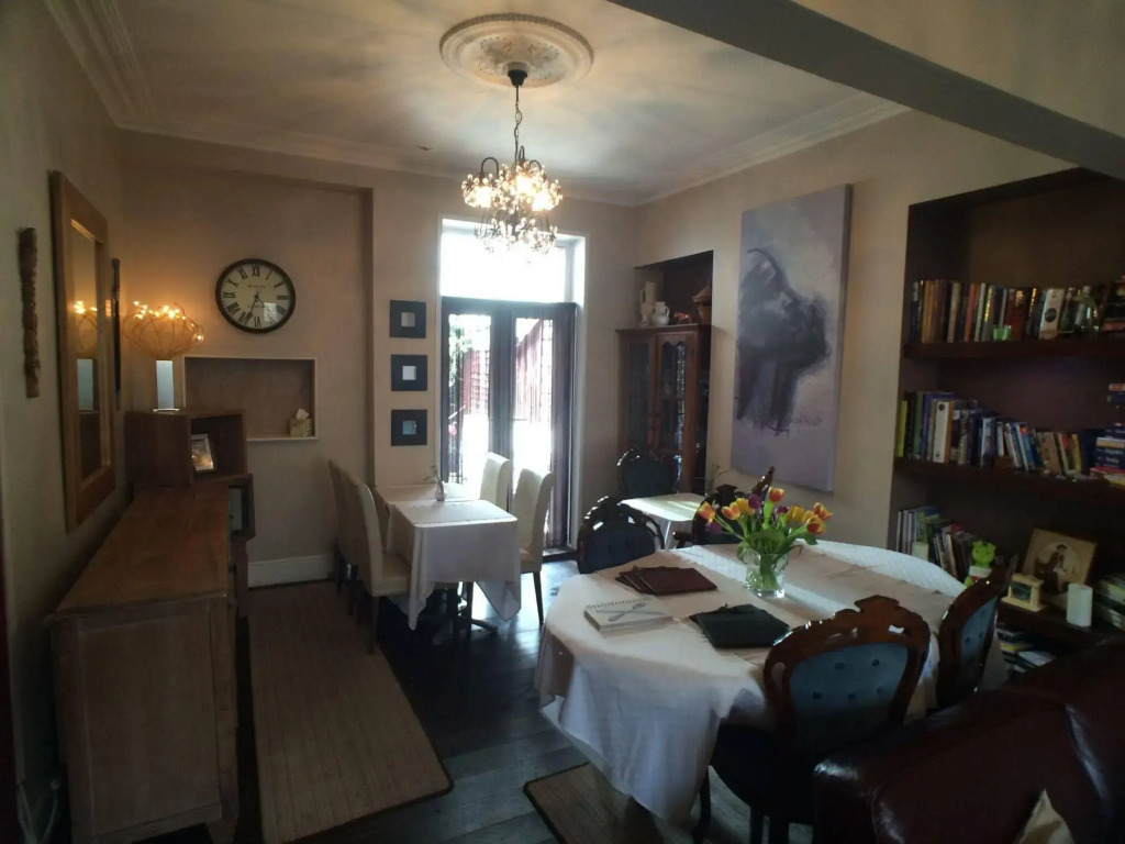 Ty Rosa Rooms