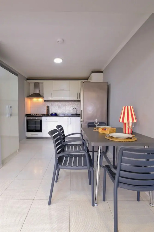 MaxiHomes Hadrian