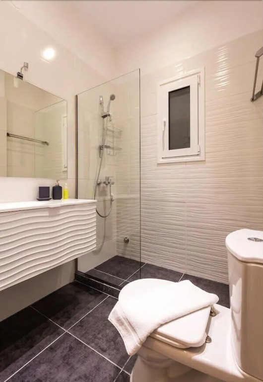 Brand new apartment with one bedroom next to Metro