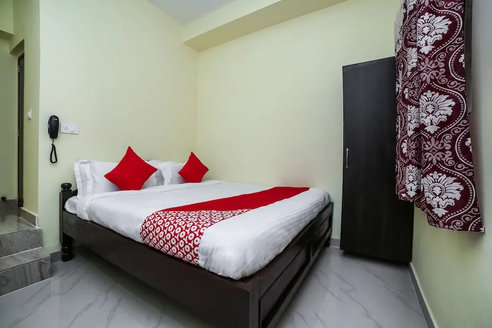 OYO 23682 City Lodge