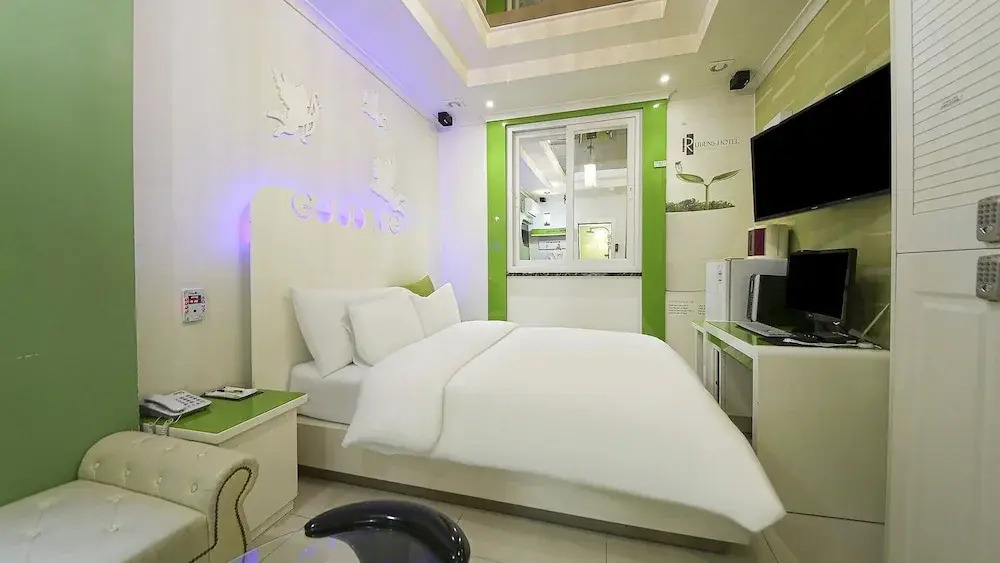 From H Rubens Hotel Mokpo Pyeonghwa Square