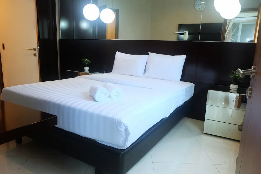 2 BR Central Location Sahid Sudirman Residence By Travelio