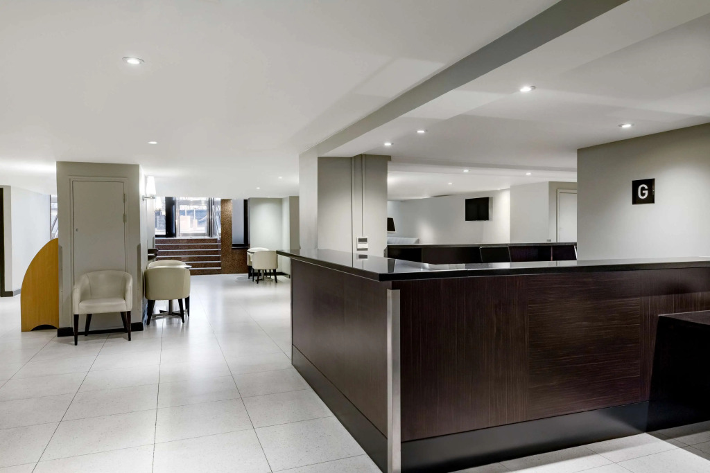 Radisson RED London Heathrow