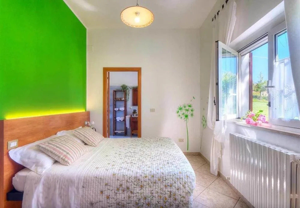 Bellafiora Bed & Breakfast