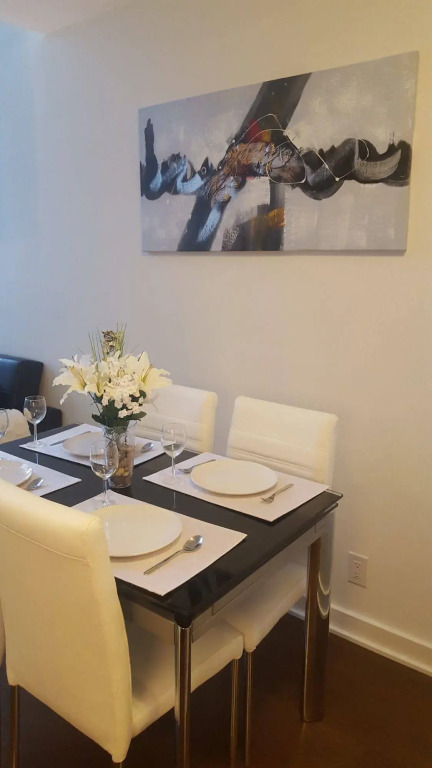 Lavish Suites - Two Story Loft - Downtown Toronto