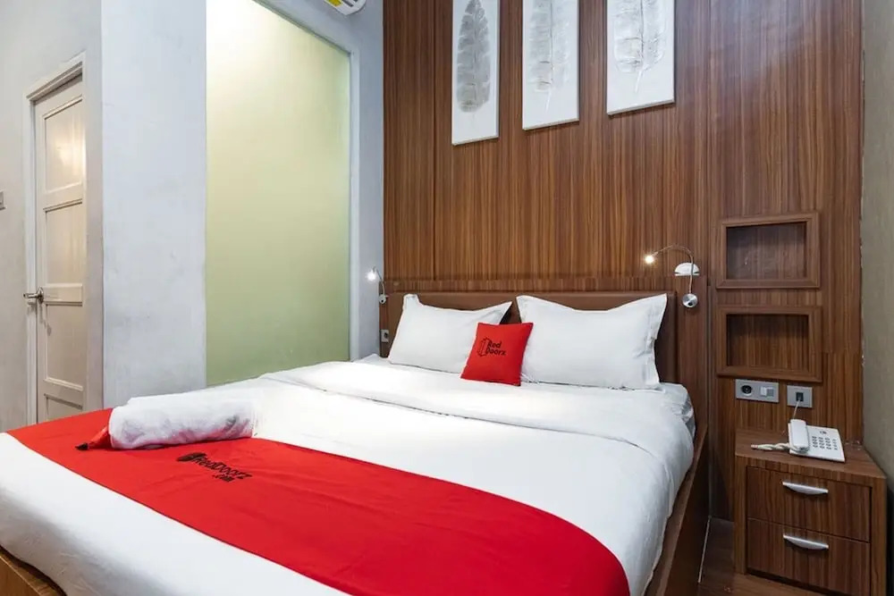 De Natio Guest House Jalan Gaharu by RedDoorz