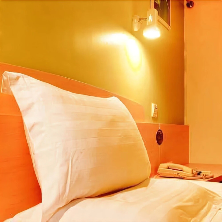 7 Days Inn Qingnian Road Station Branch
