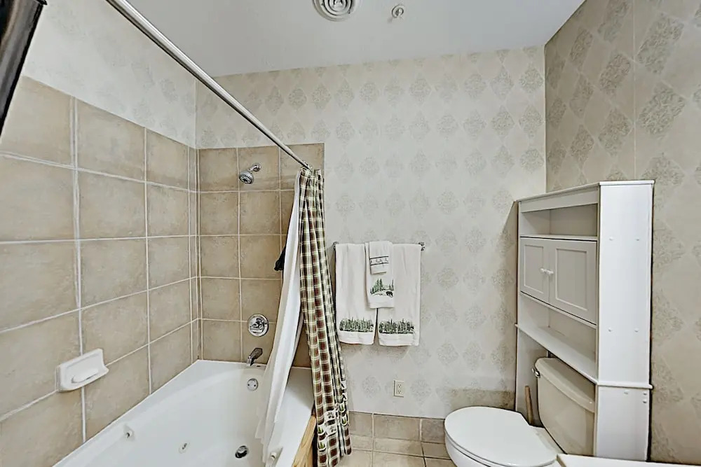830golf1 2 Bedroom Condo