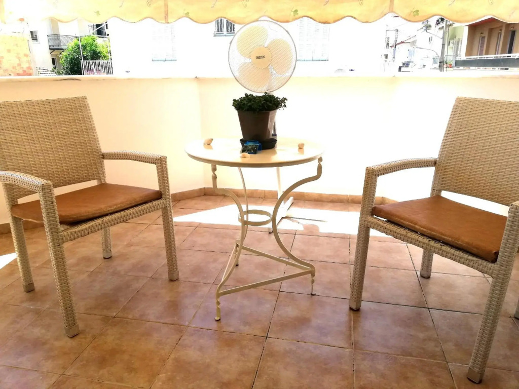 Kalamata Downtown Apartment