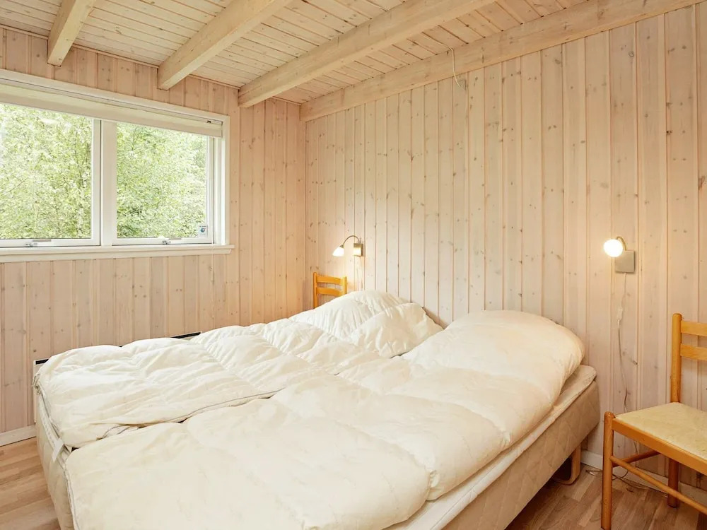 Serene Holiday Home in Saeby With Whirlpool