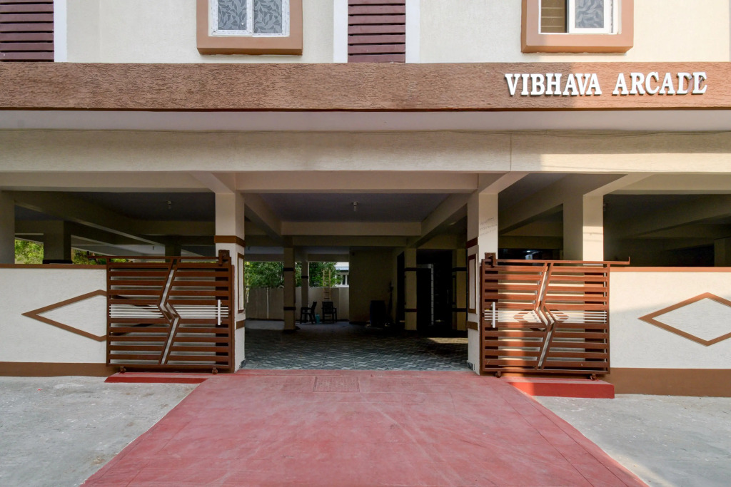 Townhouse Oak Bachupally Medical College Formerly SV Hotels
